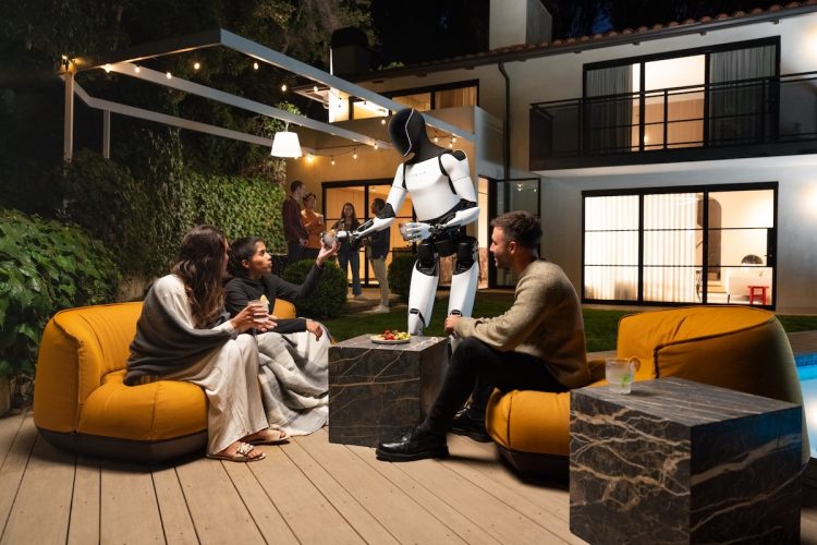 Préparez-vous : L’Armée de Robots Tesla Optimus Arrive en Force !