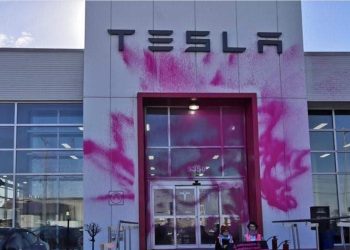 Incroyable ! Tesla laisse filer 30 millions de dollars en subventions au Canada !