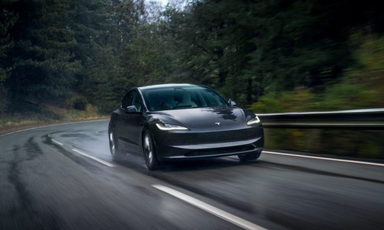 Découvrez pourquoi la Tesla Model 3 est couronnée ‘meilleure voiture électrique la plus économique’ selon une étude récente !