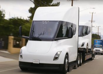 Révolution sur les Routes : La Californie Ouvre la Voie aux Tests de Camions Autonomes!