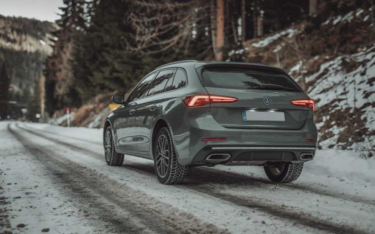 Pneus hiver : la loi Montagne se durcit, êtes-vous prêt pour la saison froide ?