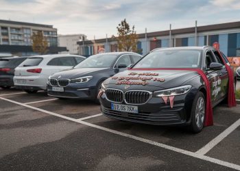 Ces voitures-vampires qui traquent vos stationnements : le Conseil d’État met le holà !