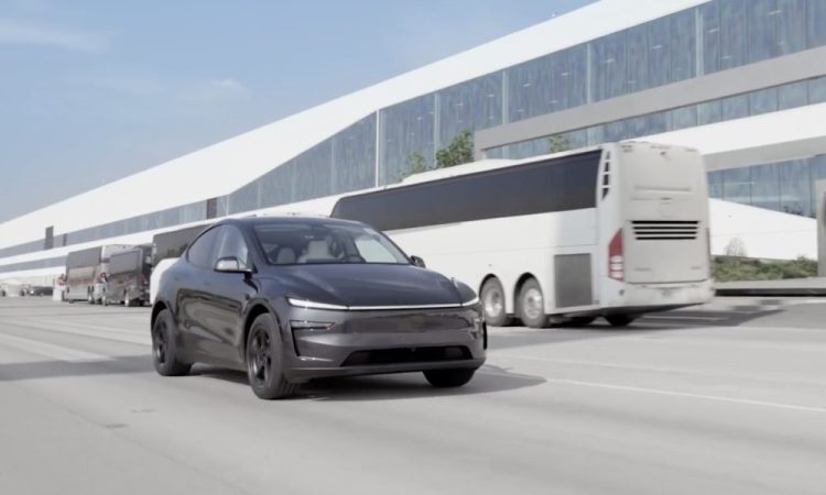 Tesla Réaffirme l’Avantage Inégalé de la FSD : Pourquoi la Supervision Ne Freine Pas son Évolution