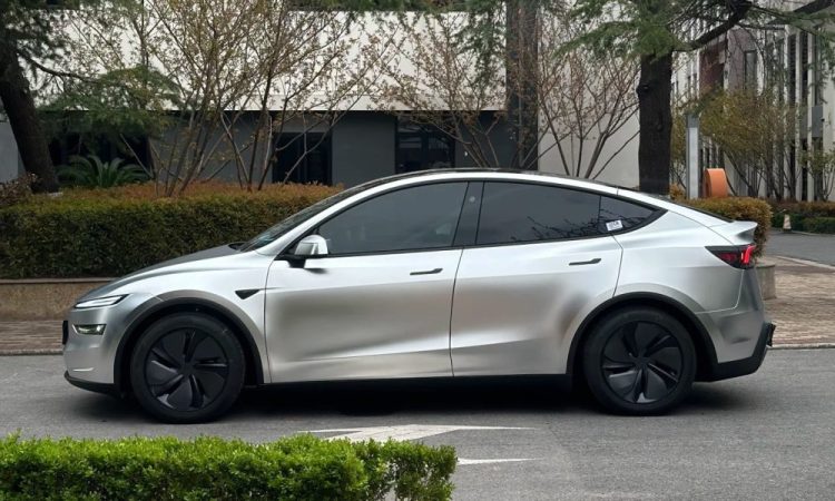 Tesla Model Y : Production imminente d’un SUV à trois rangées et empattement allongé en Chine !
