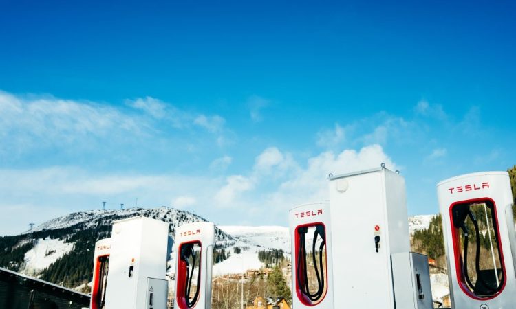 Attention ! Un Tesla Supercharger à Washington ciblé par une attaque, la police et le FBI prennent les choses en main !