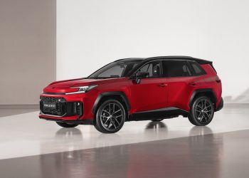 Nouveau Toyota RAV4 : un hybride qui défie l’intelligence des électriques !