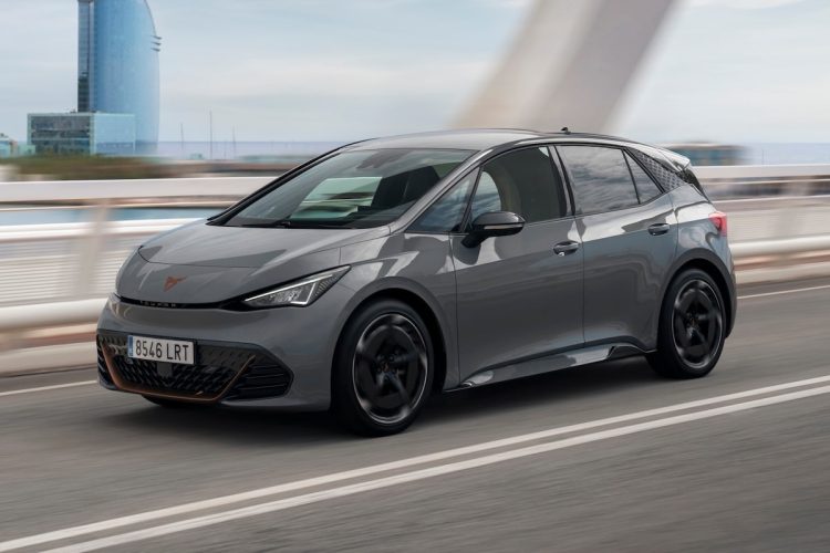 CUPRA réduit le prix de la Born : une opportunité à ne pas manquer !