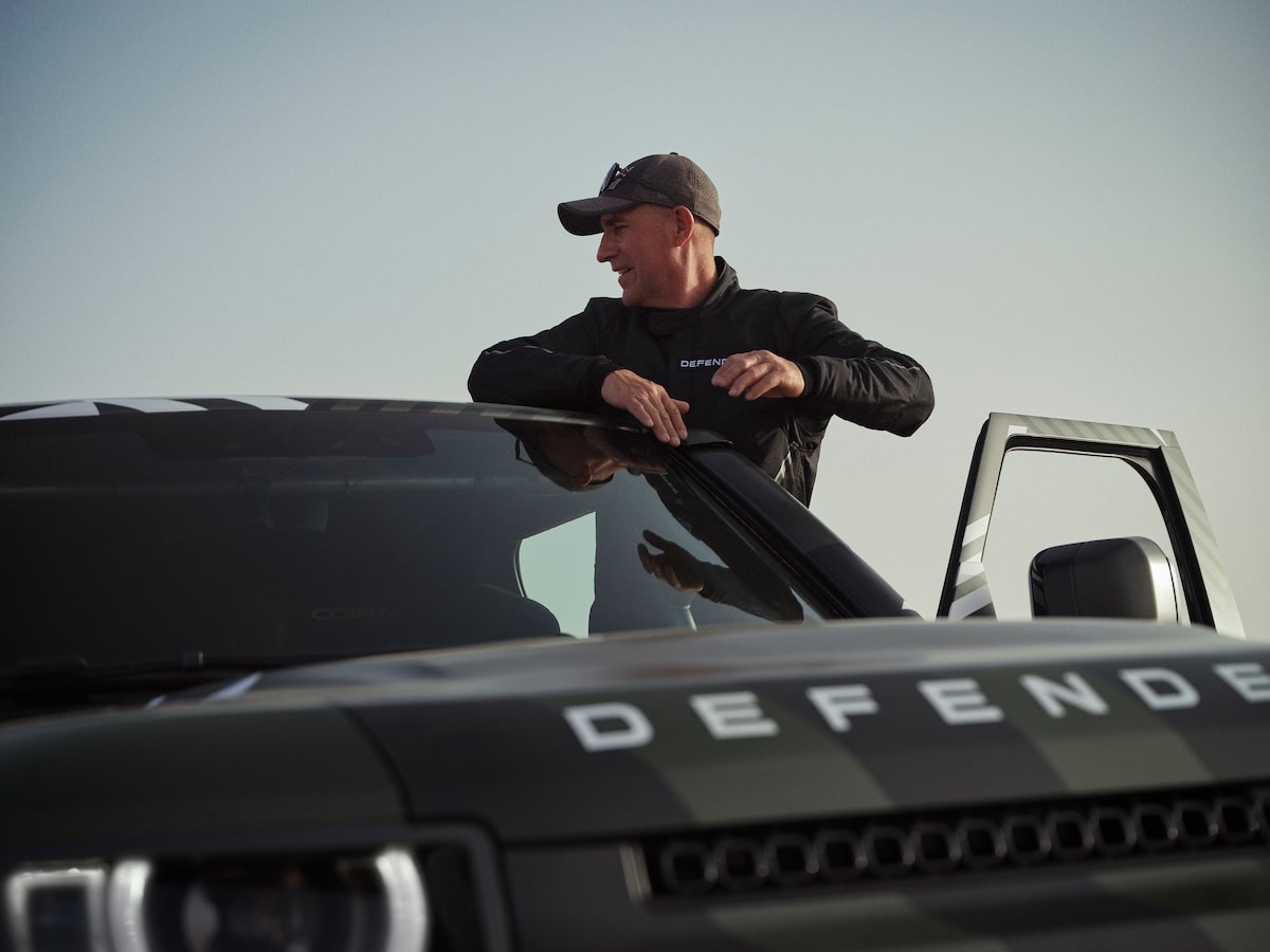 Stéphane Peterhansel avec le Defender D7X-R