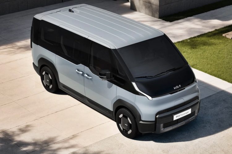 Kia lève le voile sur ses tarifs surprenants pour le monospace électrique !