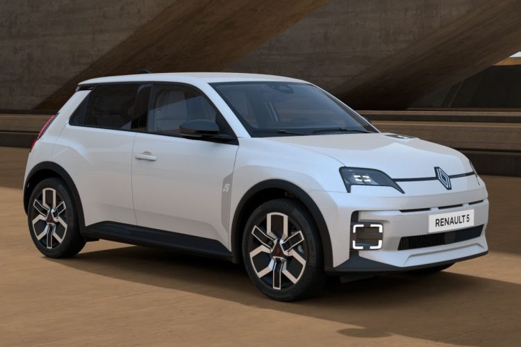 La Renault 5 surprend en réduisant le prix de sa version grande autonomie !