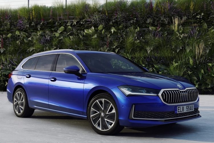 Skoda Superb Combi : LLD sans apport, la voiture de vos rêves à portée de main !