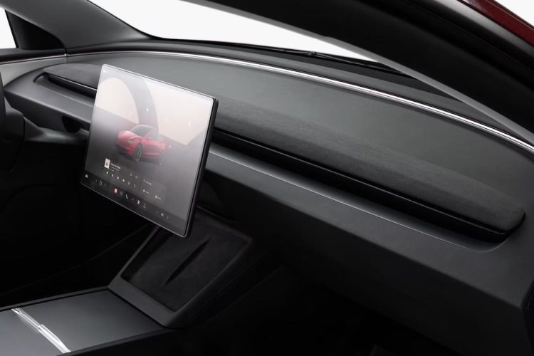 Tesla lance un tableau de bord en daim pour les Model 3 et Model Y : un détail qui peut tout changer !