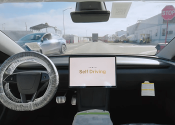 Tesla pourrait enfin libérer le FSD en France dès septembre, une annonce qui pourrait tout changer !