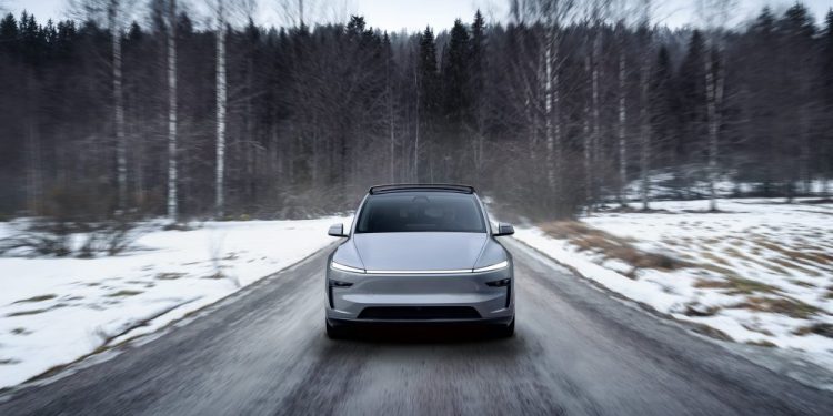 Tesla sous pression : NHTSA exige des infos cruciales sur le déploiement des Robotaxis !