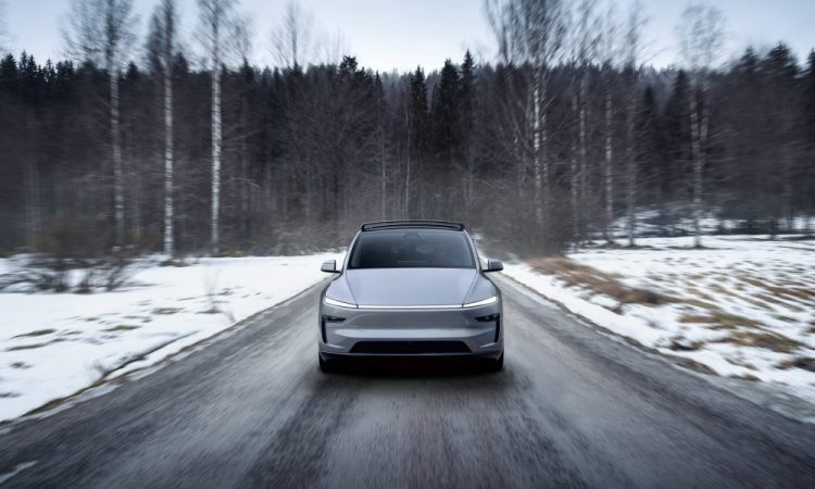 Tesla sous pression : NHTSA exige des infos cruciales sur le déploiement des Robotaxis !