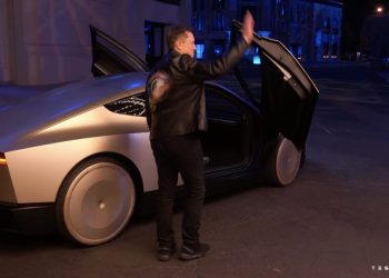 Tesla $TSLA à l’aube d’une révolution avec le lancement de la Robotaxi : Ives prédit l’âge d’or de l’autonomie