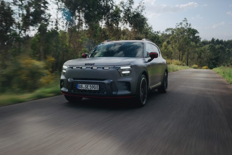 Les premiers essais de la Smart #5 : une surprise qui pourrait bien bouleverser l’univers des voitures urbaines !