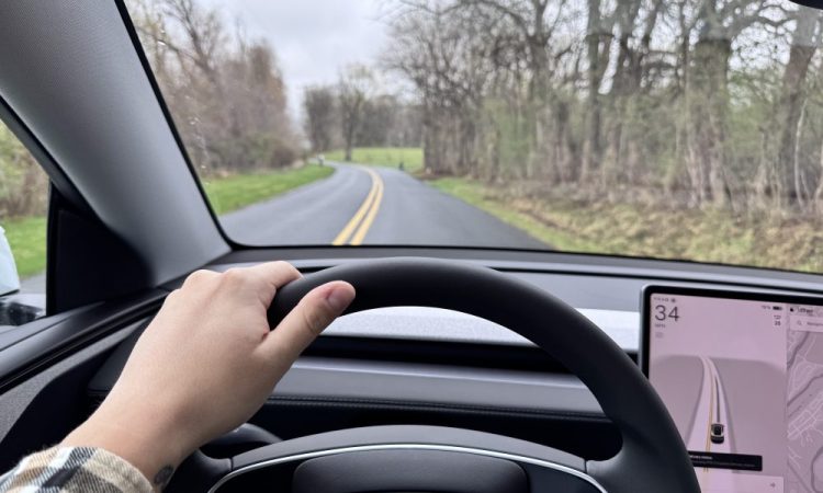 Tesla annonce que la fonctionnalité Full Self-Driving agaçante a enfin été corrigée !