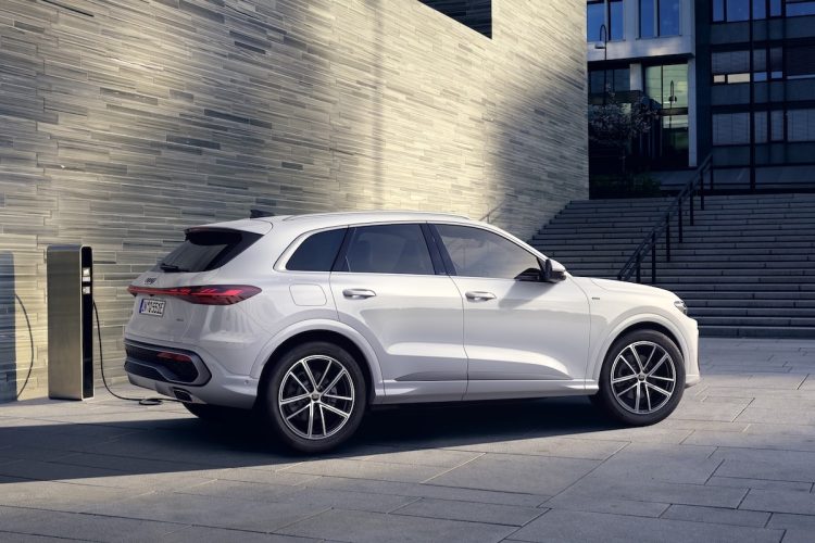 Les tarifs inattendus du nouveau Q5 e-hybrid d’Audi viennent de tomber !