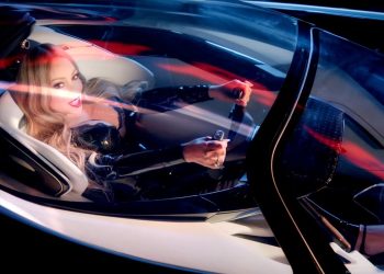 Faraday Future attise la curiosité en s’alliant à Mariah Carey et Mr Beast !