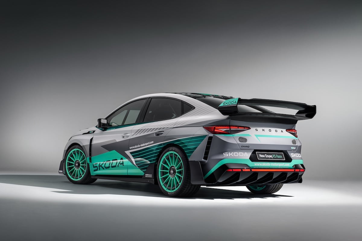 Vue arrière du Skoda Enyaq RS Race