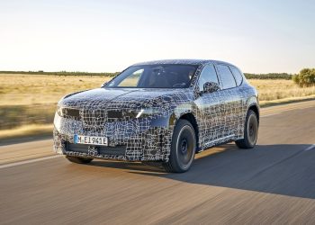 La BMX iX3 : une beauté électrisante ou une simple illusion ?