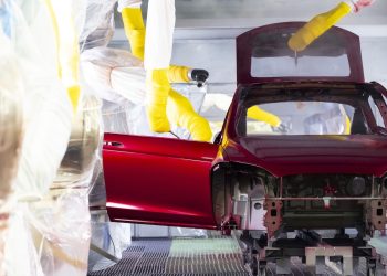 Tesla peine à vendre, mais sa production s’accélère à un rythme surprenant !