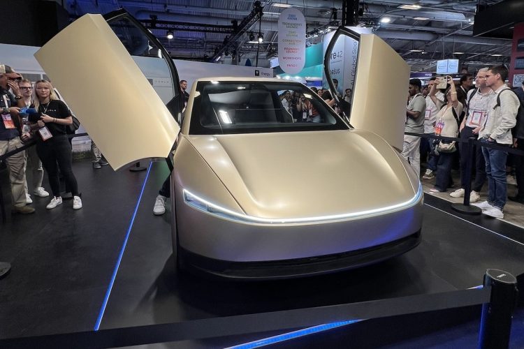 Un Tesla Cybercab à Paris : la surprise qui va bouleverser vos trajets !