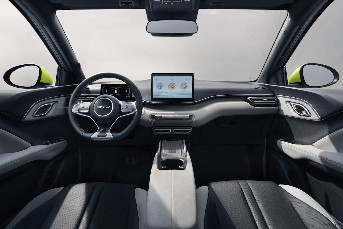 Intérieur de la BYD Dolphin Surf