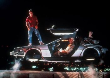 Voiture volante ou autonome : le cinéma a-t-il vraiment raté la réalité ?