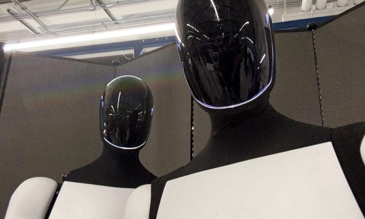 Tesla Dépasse Les Choix Boursiers de Cathie Wood : Prévision d’une Explosion à 2 600 $ !