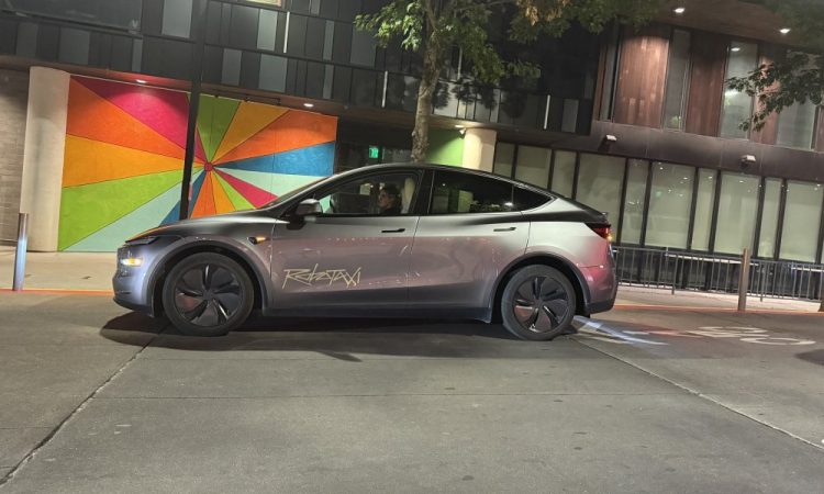 Tesla Robotaxi : les premières impressions sur ce service sans conducteur vous surprendront !