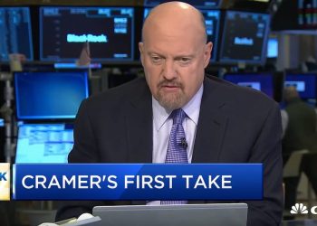 Les investisseurs de Tesla vont être sidérés par la dernière évaluation de Jim Cramer.