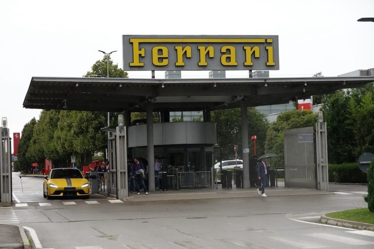 Ferrari est-elle vraiment en train de s’inspirer des Chinois ?
