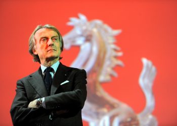 L’ancien boss de Ferrari fait le saut chez McLaren : un choix surprenant qui pourrait tout changer !