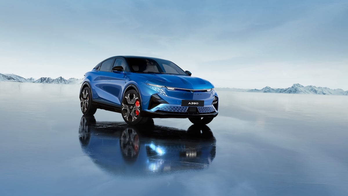Alpine A390