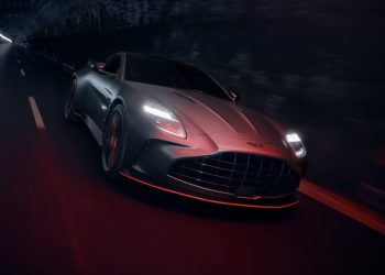 Aston Martin fait rugir les moteurs avec la Vantage S : êtes-vous prêt à ressentir la puissance ?