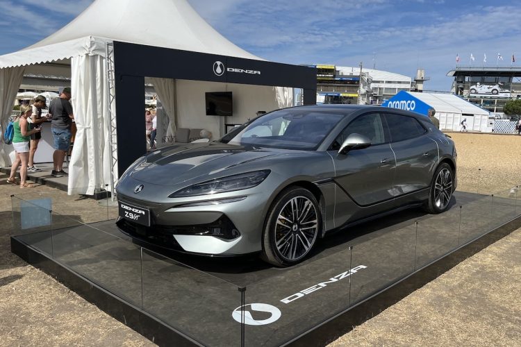 BYD et DENZA font sensation au Mans Classic 2025 : une surprise qui ne vous laissera pas indifférent !
