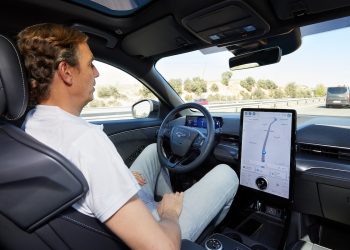 Ford lance la conduite autonome sur les Mustang Mach-E en Europe : une avancée qui va bouleverser tout !