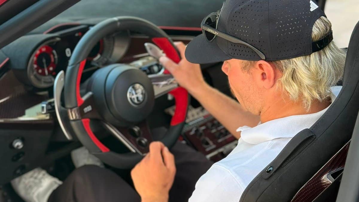 Bottas et sa nouvelle supercar