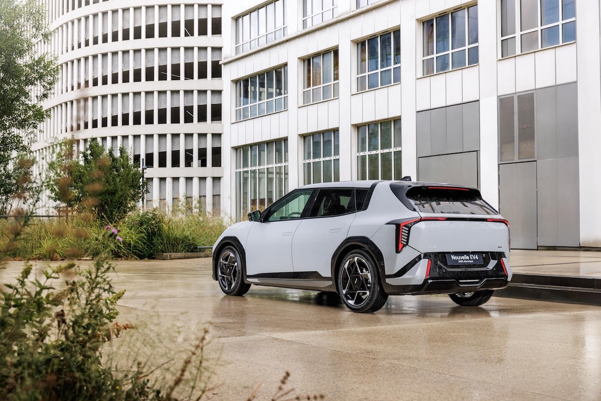 Kia EV4