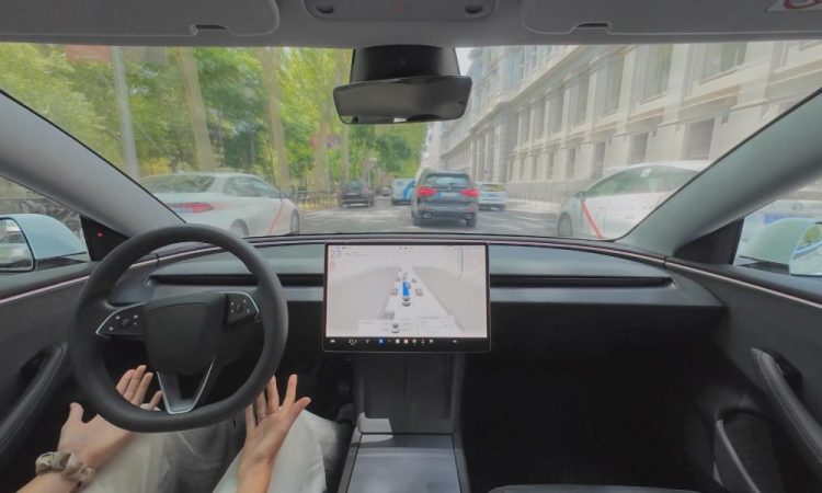 Tesla élargit son testing de la conduite autonome en Europe : les lieux surprenants à ne pas manquer !