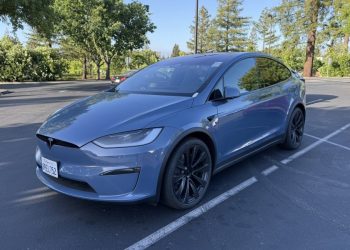 Tesla amorce une transition choquante pour les modèles S et X avec une décision drastique.