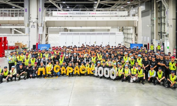 La Tesla Megafactory de Shanghai vient de produire son 1 000e Megapack pour l’Europe : un exploit qui pourrait changer la donne !