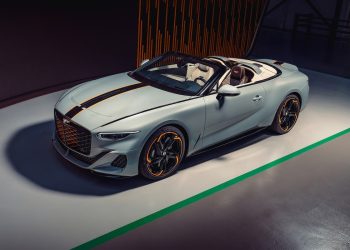 Toi, moi et notre incroyable Bentley : un voyage plein de surprises inattendues !