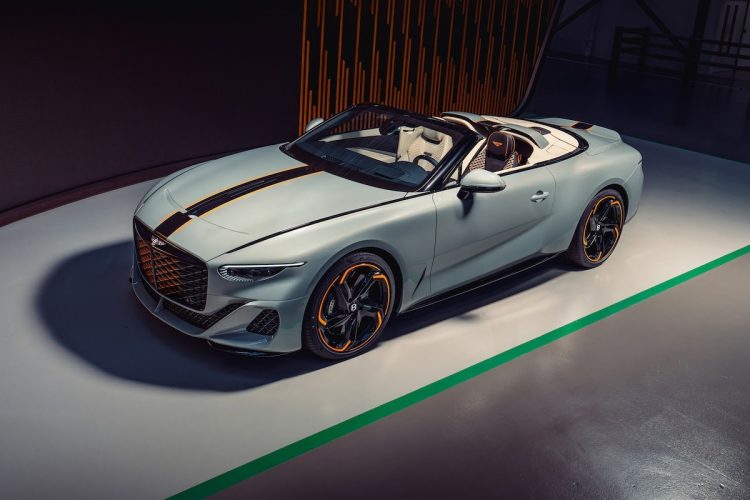 Toi, moi et notre incroyable Bentley : un voyage plein de surprises inattendues !