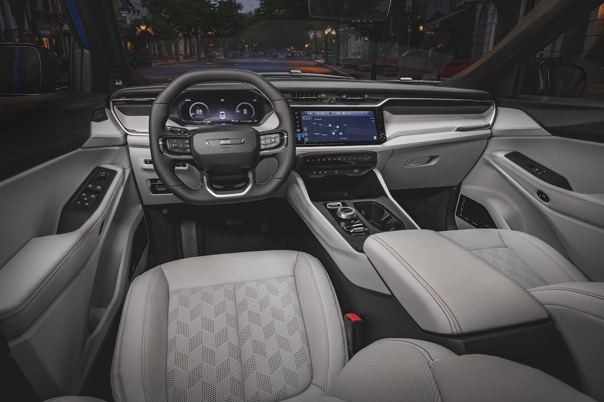 Jeep Cherokee driving