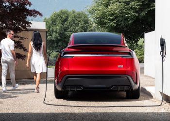 Tesla : La batterie de 84 kWh pourrait-elle être une stratégie d’obsolescence programmée ?