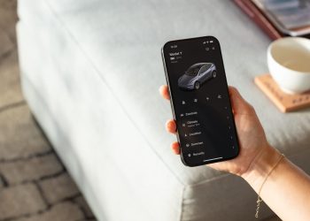 Tesla lance enfin un mode économie de batterie qui va bouleverser votre expérience de conduite !