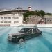 Une Rolls-Royce dans une piscine ? Vous n’allez pas en croire vos yeux !
